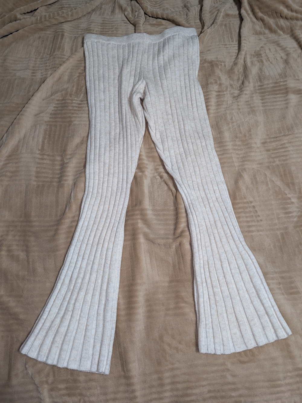 a new day Cream Ribbed Flare Leggings for Women